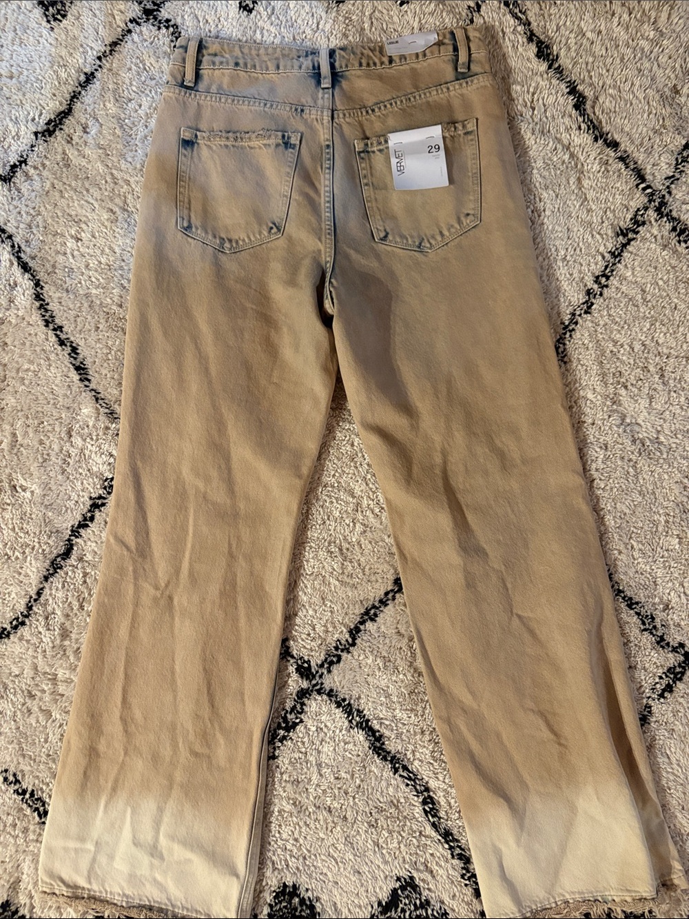 NWT Vervet Leslie 90s Vintage Flare Distressed Acid Wash Jeans Size 29 - Picture 4 of 7